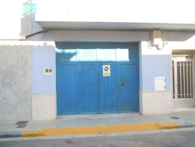 SE VENDE LOCAL COMERCIAL DE 110 m2 EN BENIFLÁ, 110 mt2