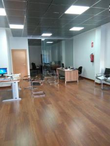 ++Local comercial en Ceuti zona Centro++ 113 m. de superficie++, 121 mt2