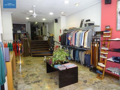 SE ALQUILA O VENDE EXCELENTE LOCAL COMERCIAL EN ELCHE ZONA CENTRO, 353 mt2