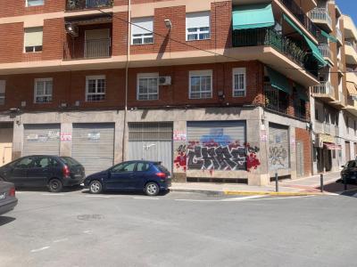 Local comercial en Elche, Zona Altabix (Clinica Ciudad Jardín)., 322 mt2
