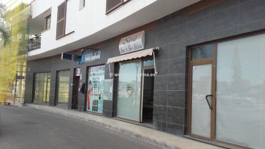 Local comercial en el centro urbano de Els poblets, 40 mt2