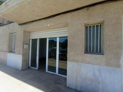 LOCAL COMERCIAL EN EL GRAO DE GANDIA, 105 mt2