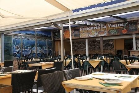 Estupendo Restaurante en Zona Exclusiva de Marbella, junto al Puerto Deportivo, 140 mt2