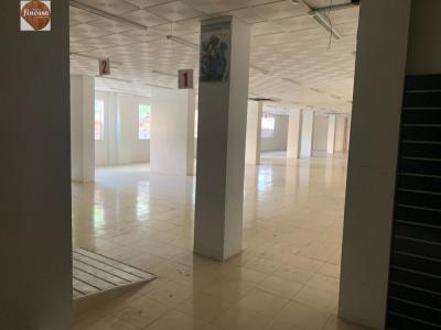 LOCAL COMERCIAL MULTIFUNCIONAL EN VALTERNA, 795 mt2