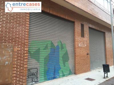 LOCAL ZONA 500 VIVIENDAS VIRGEN JUNTO COLEGIO Y DA A 2 CALLES, 134 mt2