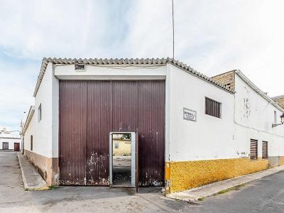 Venta de local comercial en Puerto Serrano, 572 mt2