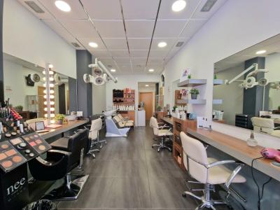 Tu negocio de peluquería en Ruzafa !!!, 65 mt2