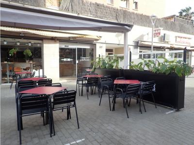 Venta ó Traspaso Local de Restaurant Bar + Licencia en Castelldefels, 100 mt2