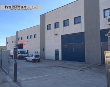 ¡¡NAVE INDUSTRIAL EN SANT CUGAT SESGARRIGUES!!, 809 mt2