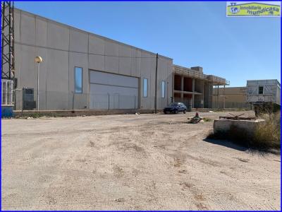 Nave industrial de 3.000 m2 cerca acceso A7., 3000 mt2