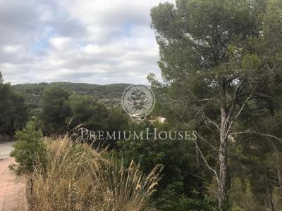 Impresionante terreno con vistas abiertas en Mas Alba (Sant Pere de Ribes) a la venta