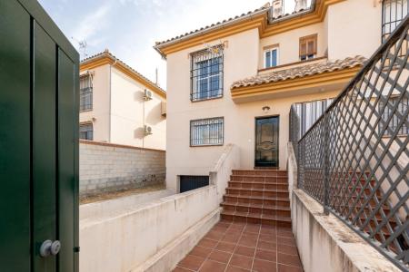 Venta de preciosa casa pareada en Jun (Granada), 159 mt2, 3 habitaciones