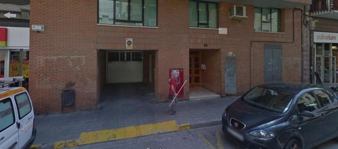 2 PARKINGS - CALLE COMPTES URGELL-COLEGIO SAGRADA FALIMIA, 21 mt2