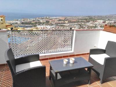 Roque Conde. Piso 2 habitaciones, 2 baños  con terraza y vistas al mar., 84 mt2, 2 habitaciones