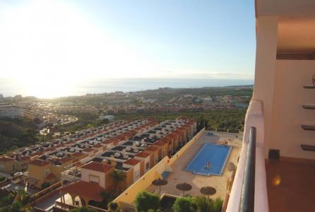 Costa adeje  2 habitaciones con balcon de 16  m2 con vistas al mar, 80 mt2, 2 habitaciones