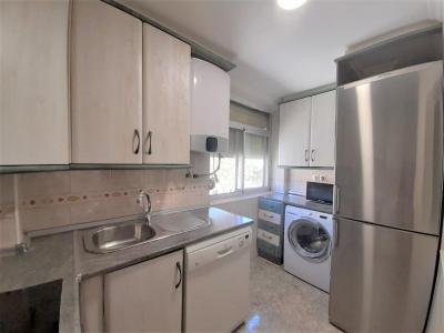 ¿Buscas invertir en un piso para alquilar de 3 dormitorios, baño y cocina equipada, 63 mt2, 3 habitaciones