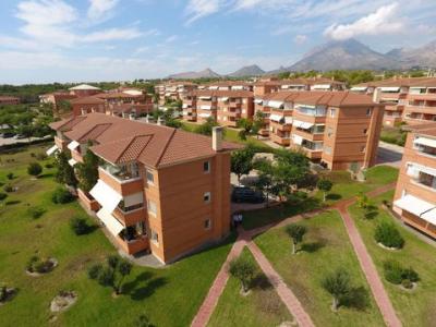 Apartamentos en un complejo especializado para personas mayores en Alfaz del Pi - GOE5333