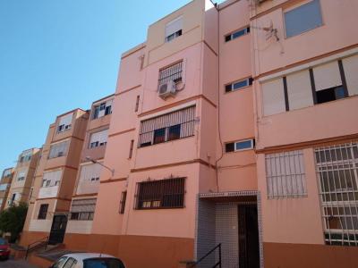 Piso en Venta en LOS TOREROS ALGECIRAS, 78 mt2, 2 habitaciones