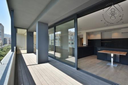 Elegante piso nuevo a estrenar en Diagonal Via augusta con alto con terraza abierta de 25 m2, 290 mt2, 4 habitaciones