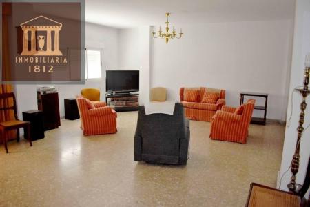 Oportunidad única de vivienda en Cadiz, 201 mt2, 4 habitaciones