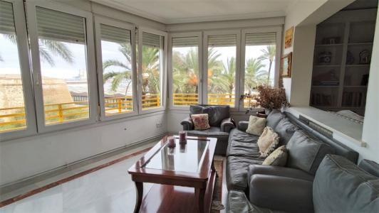 La vivienda de tus sueños en Cádiz, 213 mt2, 5 habitaciones