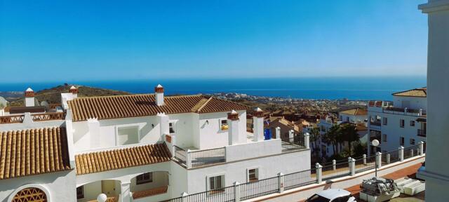 Calahonda, 2 Bed Middle, 130 mt2, 2 habitaciones