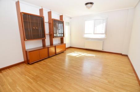 Urbis te ofrece un piso en venta en Carbajosa de la Sagrada, Salamanca., 94 mt2, 3 habitaciones