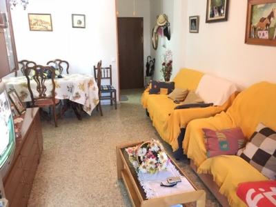 PISO EN PLANTA BAJA DE 3 DORMITORIOS    ZONA PUERTO DEPORTIVO, 84 mt2, 3 habitaciones