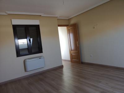 Urbis te ofrece un estupendo piso en venta en Ciudad Rodrigo, Salamanca., 115 mt2, 3 habitaciones