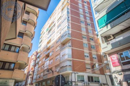 Esquina En Pleno Centro, 109 mt2, 4 habitaciones