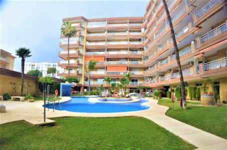 Fantástico apartamento en primera línea de playa de Torreblanca con vistas al mar., 109 mt2, 3 habitaciones