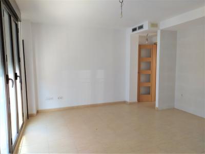 Se vende piso seminuevo 2 dormitorios en Fuentes de Ebro, trastero incluido., 64 mt2, 2 habitaciones