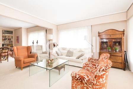 Piso en venta de 300 m² en  Calle San Ignacio, 48992 Getxo (Bizkaia), 300 mt2, 6 habitaciones