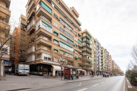 Fantástico piso en la mejor zona de Camino de Ronda, 83 mt2, 3 habitaciones