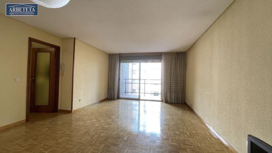 Se vende piso de 4 dormitorios con plaza de garaje en Avd. de Castilla, Guadalajara., 143 mt2, 4 habitaciones