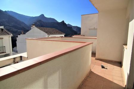 Magnífico apartamento con vistas maravillosas en Guejar-Sierra, 67 mt2, 2 habitaciones