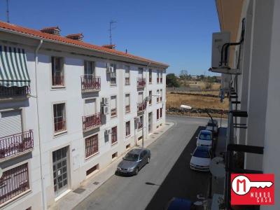 vivienda casi sin uso en Malpartida de Cáceres, 95 mt2, 3 habitaciones