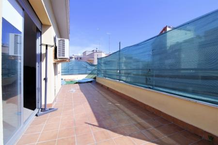 DÚPLEX ESQUINERO CON TERRAZA DE 50 M2, 107 mt2, 3 habitaciones