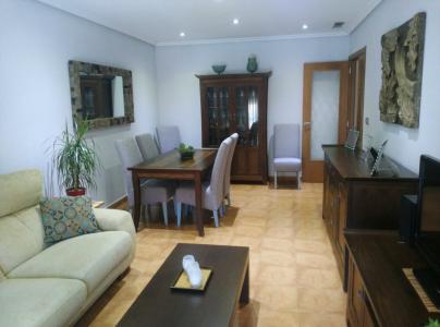 Inmobiliaria San José vende piso en el centro de Monóvar, Alicante, 90 mt2, 3 habitaciones