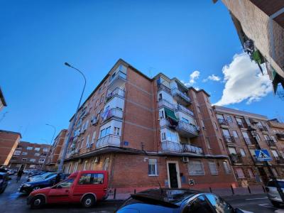 Piso en venta en calle Madrid zona Cartaya de Móstoles., 64 mt2, 3 habitaciones