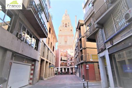 Junto Catedral, 140 mt2, 4 habitaciones