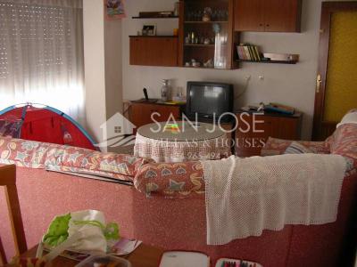 Inmobiliaria San Jose Villas and Houses vende piso en Novelda Alicante, 100 mt2, 4 habitaciones