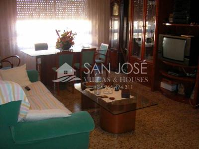 Inmobiliaria San Jose Villas and Houses vende piso en Novelda, Alicante, España, 95 mt2, 4 habitaciones