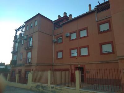Piso amplio en Ogijares, Granada, garaje y trastero, 117 mt2, 3 habitaciones