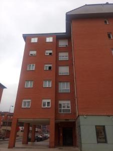 Vivienda (Piso) en Asturias - Oviedo - La Corredoria en venta por 131.000 €, 83 mt2, 3 habitaciones