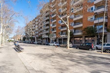 PISO Y PARKING EN EL PASSEIG SUNYER DE REUS, 123 mt2, 4 habitaciones