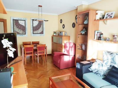 Urbis te ofrece un estupendo Piso en venta en la zona del Zurguen, Salamanca, 80 mt2, 3 habitaciones