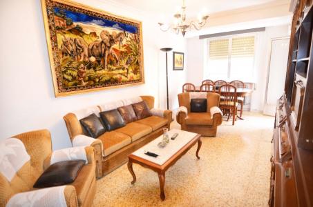 Urbis te ofrece un piso en venta en zona Las Claras, Salamanca., 116 mt2, 4 habitaciones