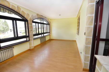 Urbis te ofrece un piso con Local en la zona de Garrido Norte, Salamanca, 198 mt2, 4 habitaciones