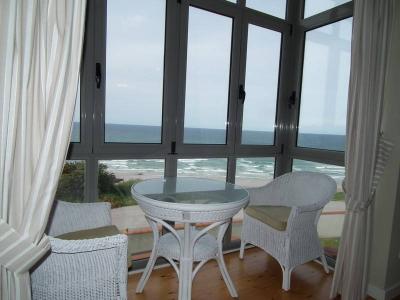 Primera linea de playa en San Vicente de la Barquera, 85 mt2, 2 habitaciones